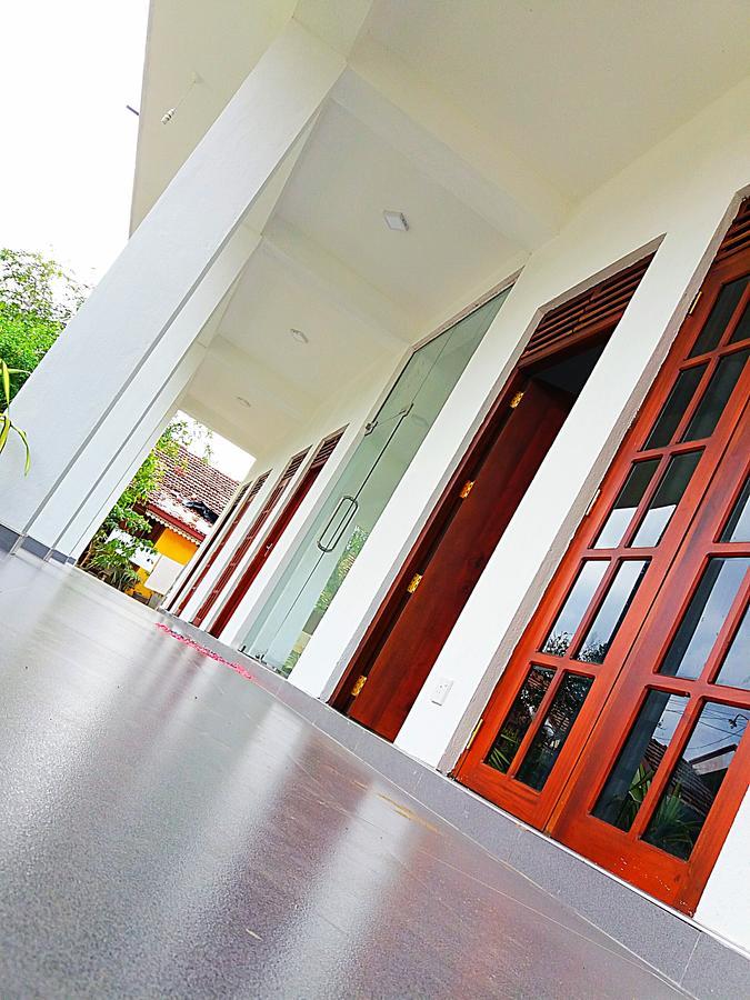 A&B Resort Negombo Kudapaduwa Dış mekan fotoğraf
