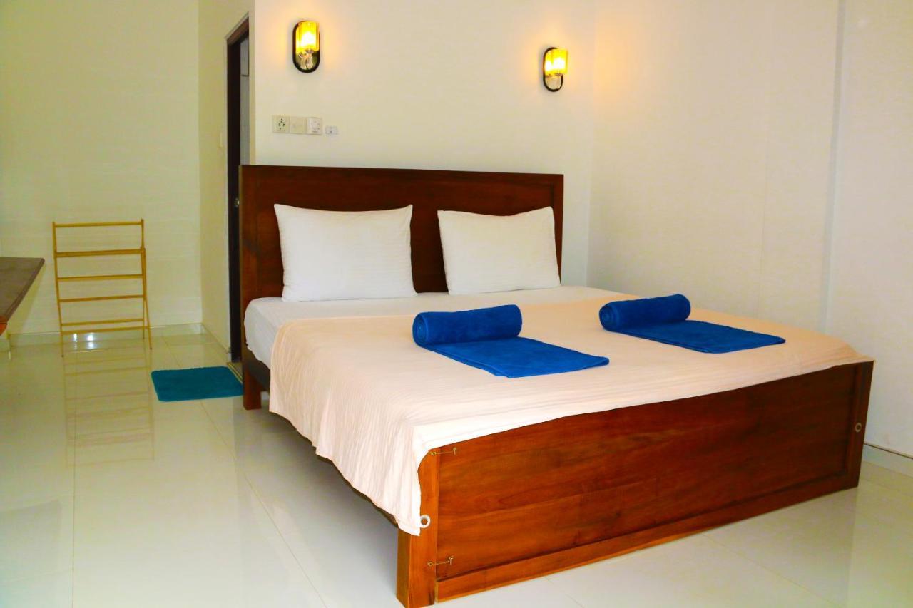 A&B Resort Negombo Kudapaduwa Dış mekan fotoğraf
