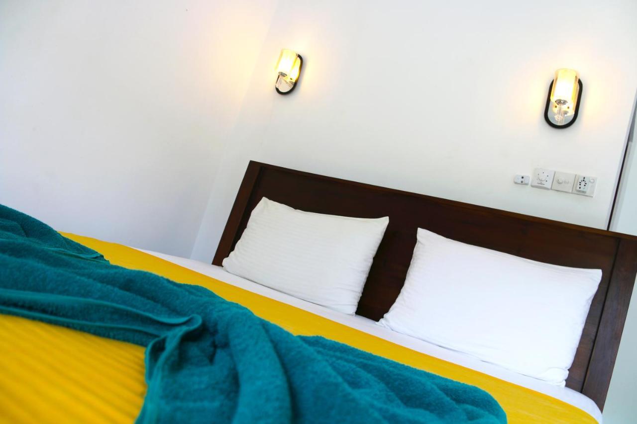 A&B Resort Negombo Kudapaduwa Dış mekan fotoğraf