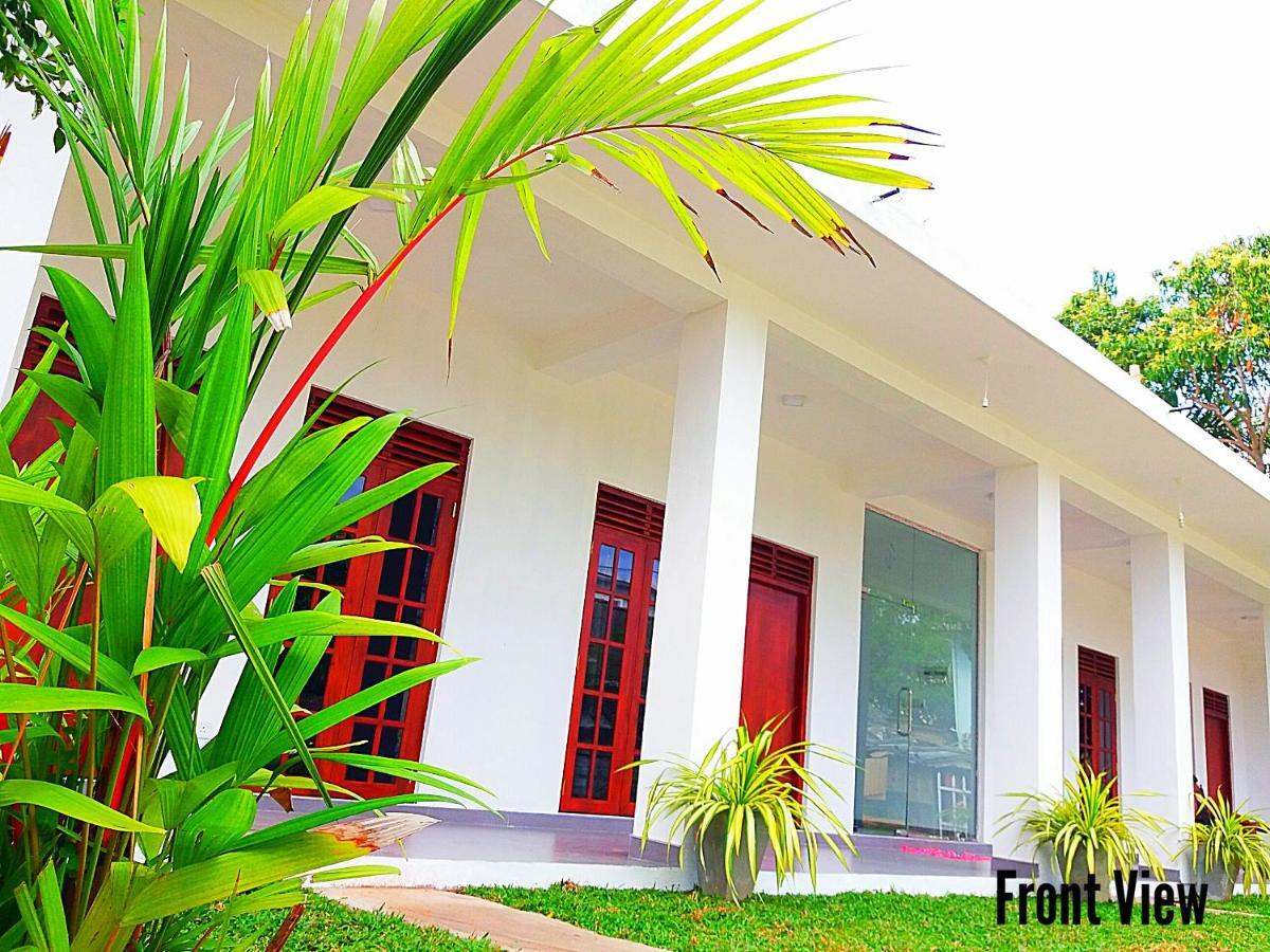 A&B Resort Negombo Kudapaduwa Oda fotoğraf
